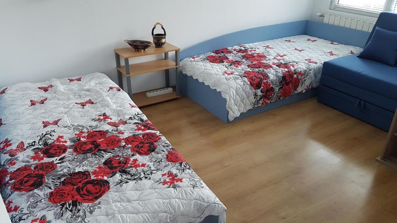 Rosarium Residence Guest House Dryanovo Bagian luar foto