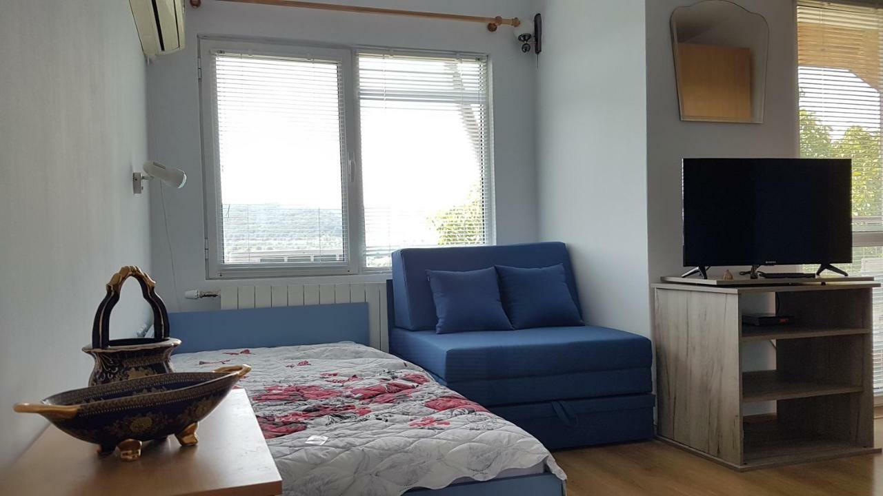 Rosarium Residence Guest House Dryanovo Bagian luar foto