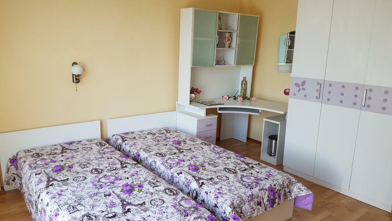 Rosarium Residence Guest House Dryanovo Bagian luar foto