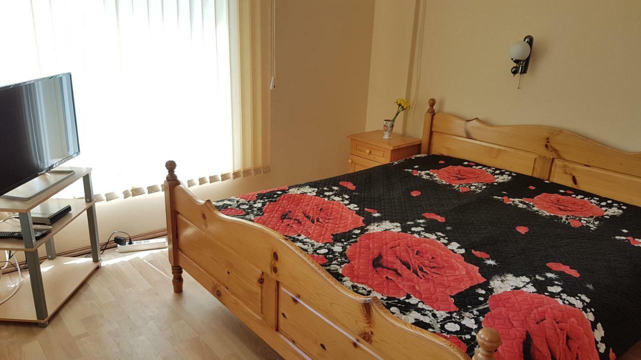 Rosarium Residence Guest House Dryanovo Bagian luar foto